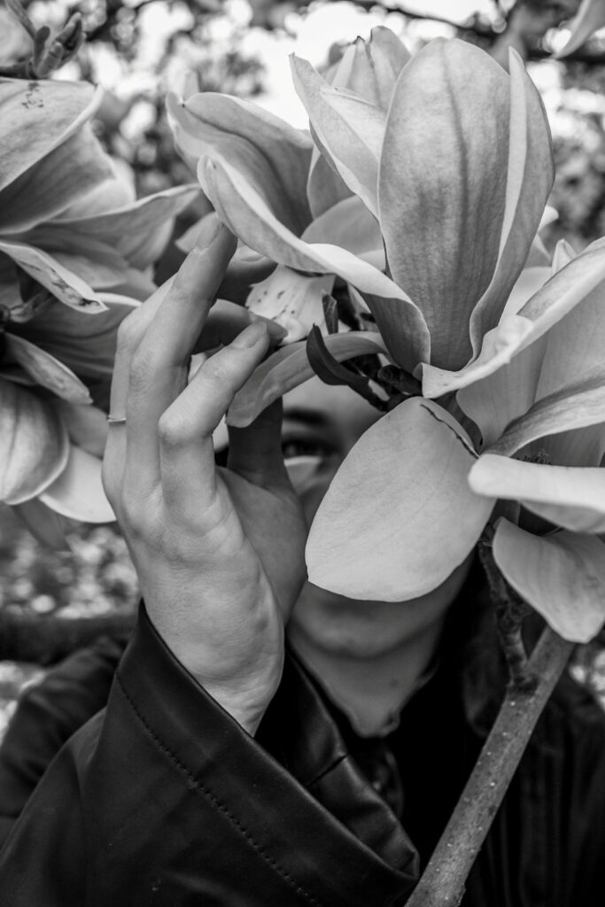 Gödör Nóra - Lopott szirom